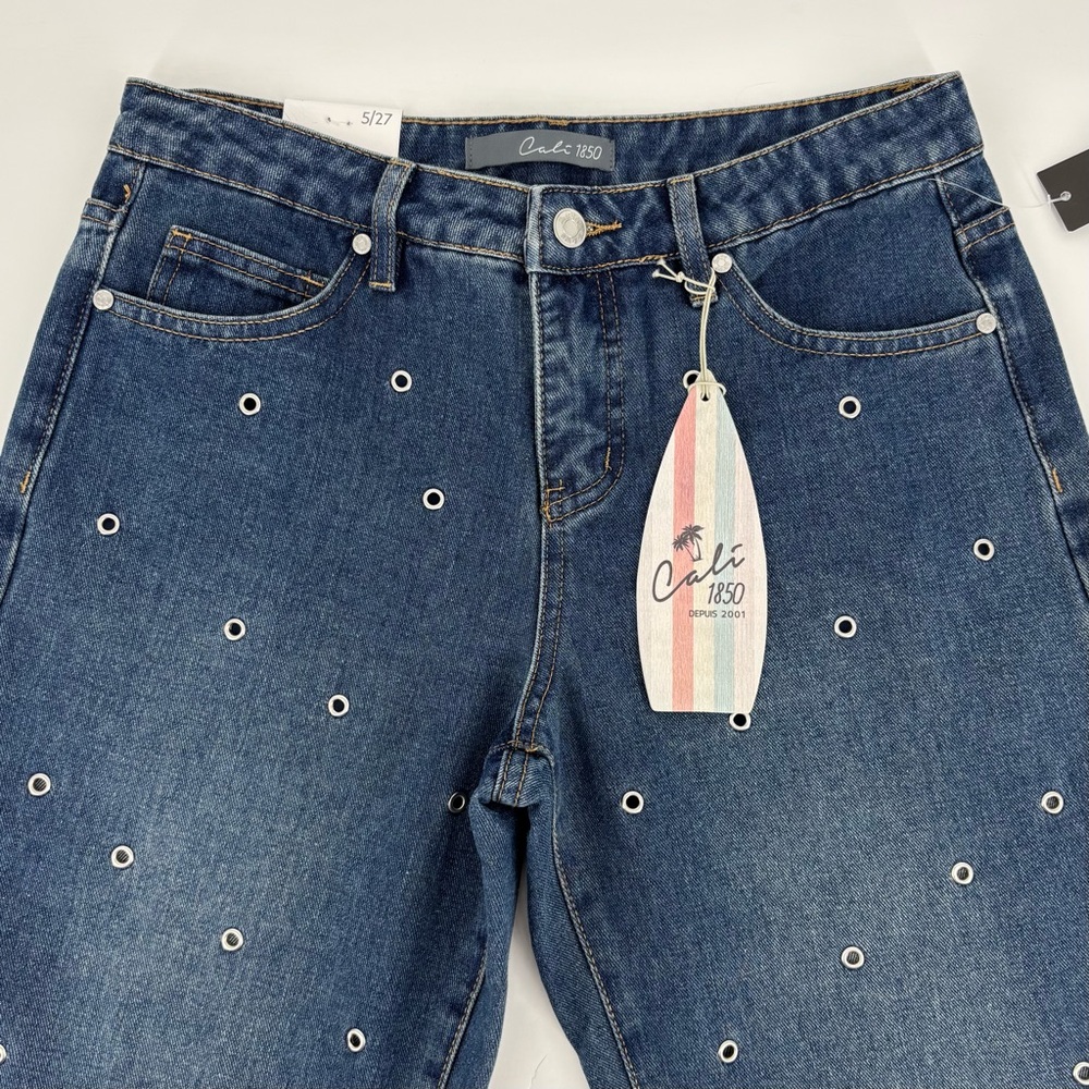Cali 1850 NWT Faded Blue Straight Leg Mid Rise Grommeted Front Jeans, 5/27 - Picture 6 of 16